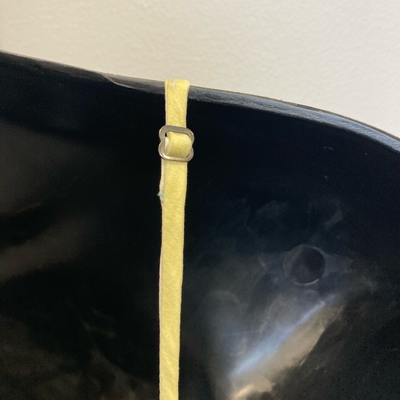 BCBGMaxAzria silk low cut top - Picture 3 of 7